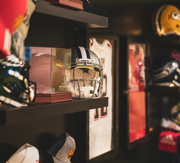 Memorabilia Dealers & Collectors